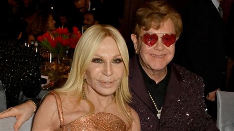 elton john posa per versace|versace sale.